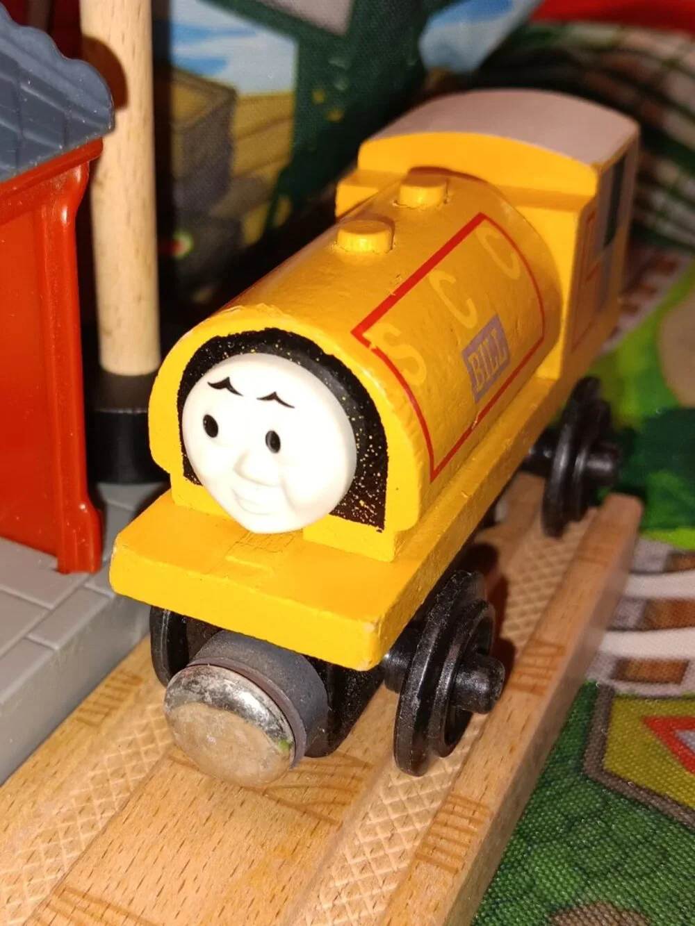 Thomas Wooden Railway Train Track Engine Bill and Ben Flat Magnet Staple